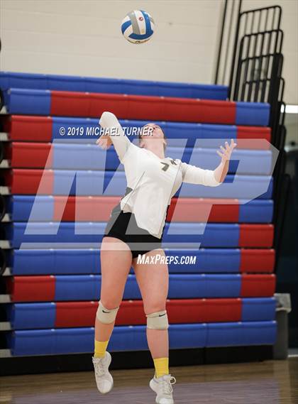 Thumbnail 3 in Shelley vs Kuna (4A State Tourn.) photogallery.