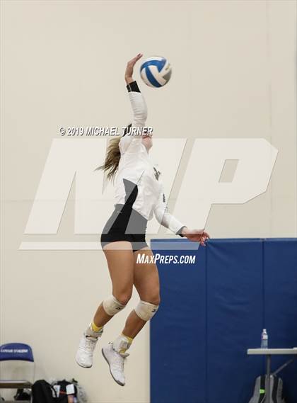 Thumbnail 2 in Shelley vs Kuna (4A State Tourn.) photogallery.