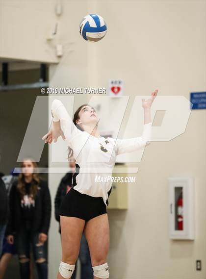 Thumbnail 3 in Shelley vs Kuna (4A State Tourn.) photogallery.