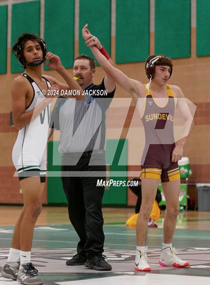 Thumbnail 1 in Eldorado vs Virgin Valley photogallery.