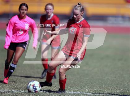 Thumbnail 2 in Hug @ Truckee photogallery.