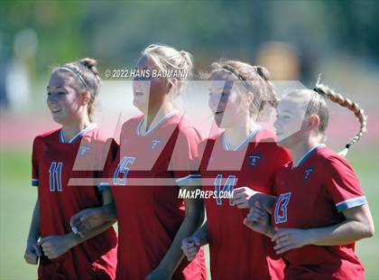 Thumbnail 1 in Hug @ Truckee photogallery.