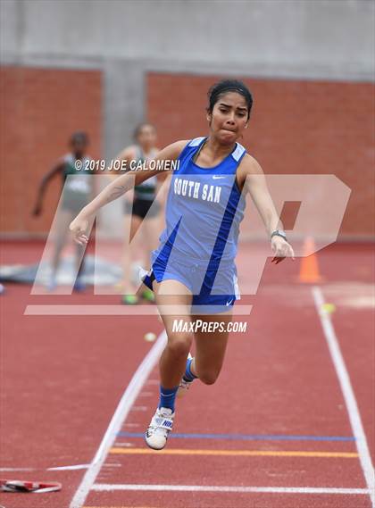 Thumbnail 1 in NEISD District Track and Field Championships photogallery.