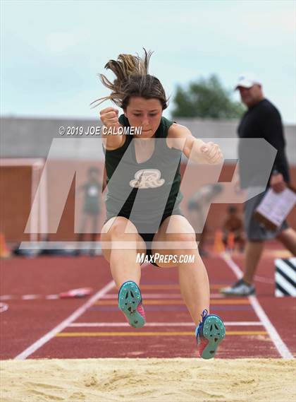 Thumbnail 3 in NEISD District Track and Field Championships photogallery.