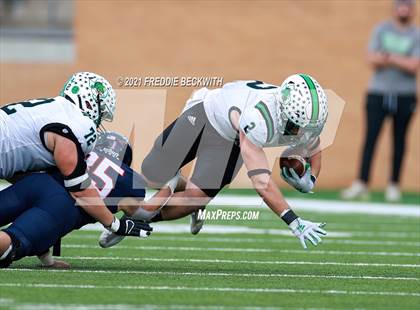 Thumbnail 1 in Southlake Carroll vs. Allen (UIL 6A D1 Quarterfinal) photogallery.