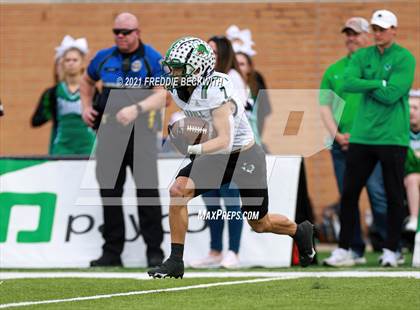 Thumbnail 2 in Southlake Carroll vs. Allen (UIL 6A D1 Quarterfinal) photogallery.