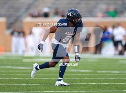 Thumbnail 1 in Southlake Carroll vs. Allen (UIL 6A D1 Quarterfinal) photogallery.
