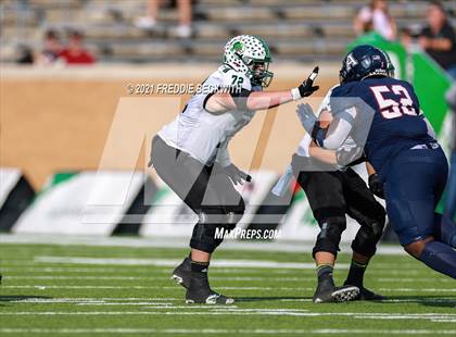 Thumbnail 1 in Southlake Carroll vs. Allen (UIL 6A D1 Quarterfinal) photogallery.