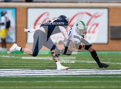 Thumbnail 3 in Southlake Carroll vs. Allen (UIL 6A D1 Quarterfinal) photogallery.