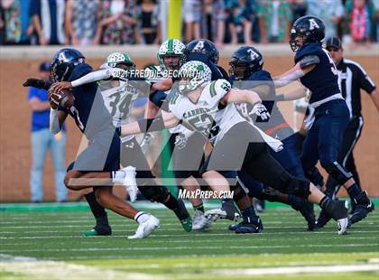 Thumbnail 1 in Southlake Carroll vs. Allen (UIL 6A D1 Quarterfinal) photogallery.