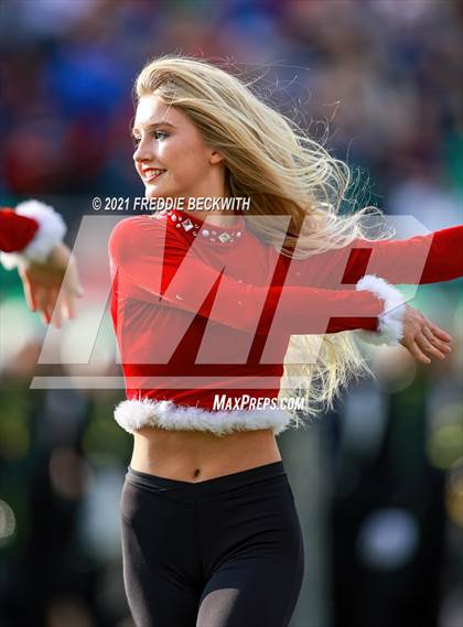 Thumbnail 2 in Southlake Carroll vs. Allen (UIL 6A D1 Quarterfinal) photogallery.