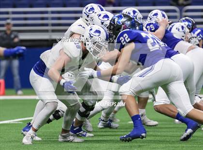 Thumbnail 1 in Lampasas vs Needville (UIL 4A  Regional Playoff) photogallery.