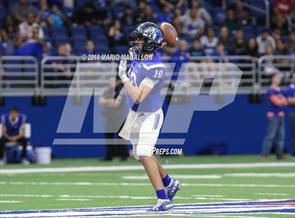 Thumbnail 2 in Lampasas vs Needville (UIL 4A  Regional Playoff) photogallery.