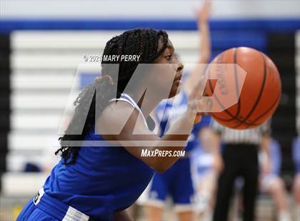 Thumbnail 1 in Union Area vs. Lincoln photogallery.