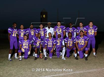 Thumbnail 1 in Lynwood Varsity Football Team and Individual photogallery.