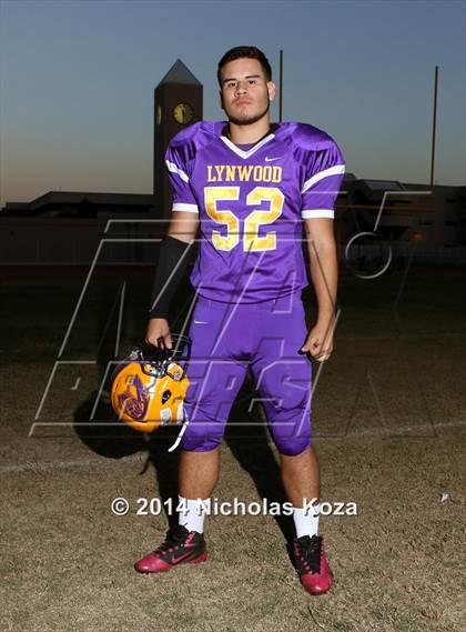 Thumbnail 1 in Lynwood Varsity Football Team and Individual photogallery.
