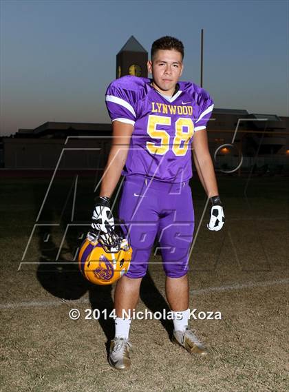 Thumbnail 1 in Lynwood Varsity Football Team and Individual photogallery.