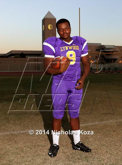 Thumbnail 3 in Lynwood Varsity Football Team and Individual photogallery.