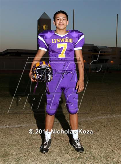 Thumbnail 3 in Lynwood Varsity Football Team and Individual photogallery.