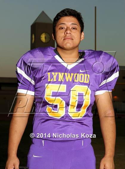 Thumbnail 3 in Lynwood Varsity Football Team and Individual photogallery.