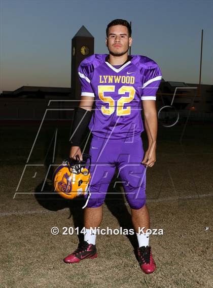 Thumbnail 3 in Lynwood Varsity Football Team and Individual photogallery.