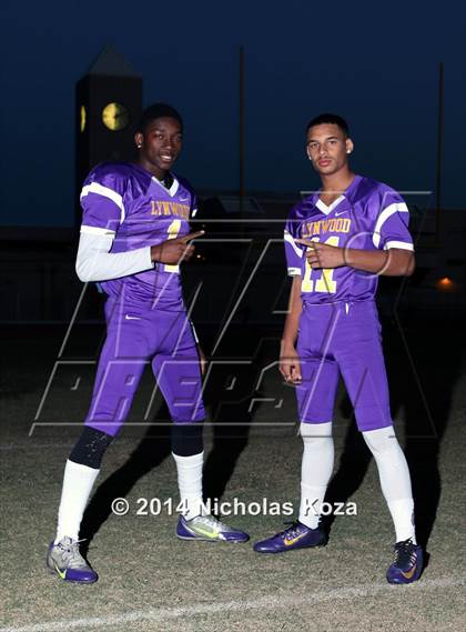 Thumbnail 3 in Lynwood Varsity Football Team and Individual photogallery.