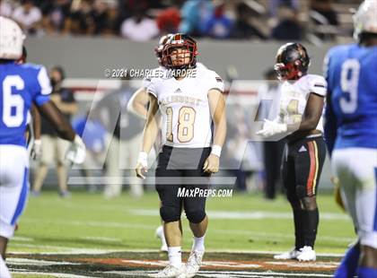 Thumbnail 1 in St. Pauls vs. Salisbury (NCHSAA 2AA Football Championship) photogallery.