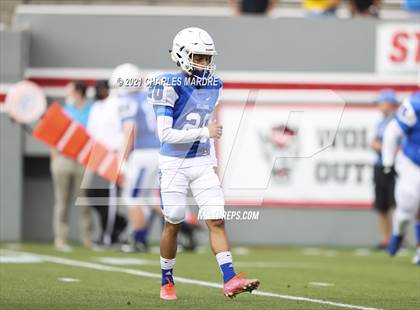 Thumbnail 2 in St. Pauls vs. Salisbury (NCHSAA 2AA Football Championship) photogallery.