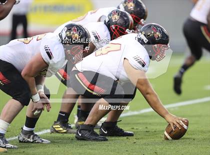 Thumbnail 1 in St. Pauls vs. Salisbury (NCHSAA 2AA Football Championship) photogallery.