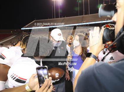 Thumbnail 2 in St. Pauls vs. Salisbury (NCHSAA 2AA Football Championship) photogallery.