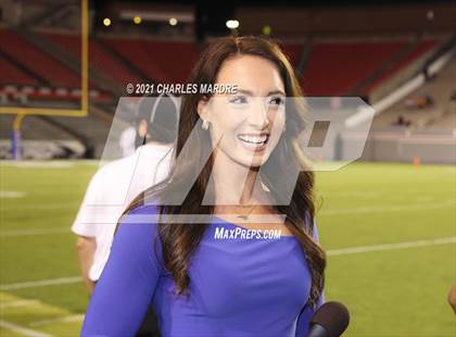 Thumbnail 1 in St. Pauls vs. Salisbury (NCHSAA 2AA Football Championship) photogallery.