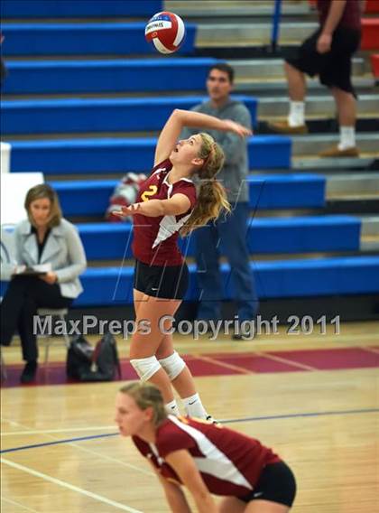 Thumbnail 1 in Palo Alto vs. Menlo-Atherton (CIF CCS D1 Final) photogallery.