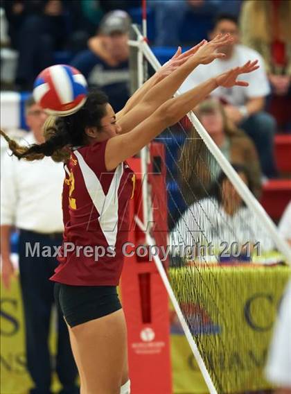 Thumbnail 3 in Palo Alto vs. Menlo-Atherton (CIF CCS D1 Final) photogallery.