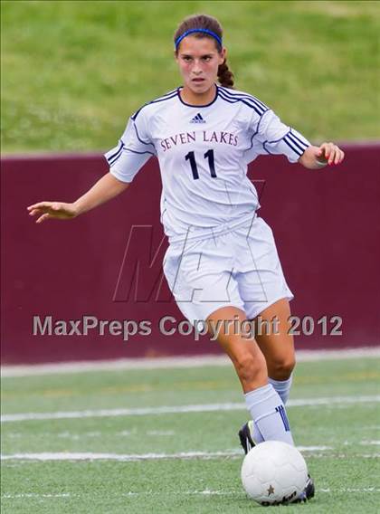 Thumbnail 1 in Clear Lake vs Seven Lakes (Region III Regional Final)  photogallery.