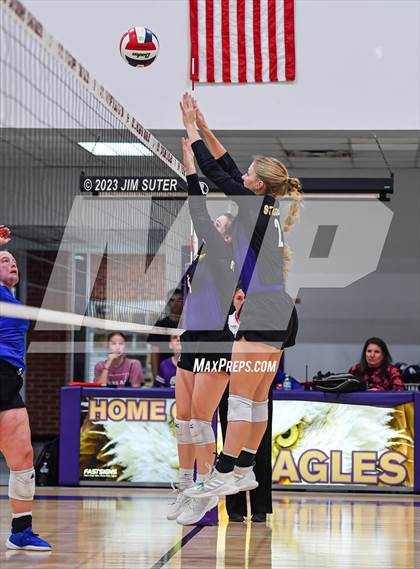 Thumbnail 1 in St. Joseph Catholic vs Covenant Christian photogallery.