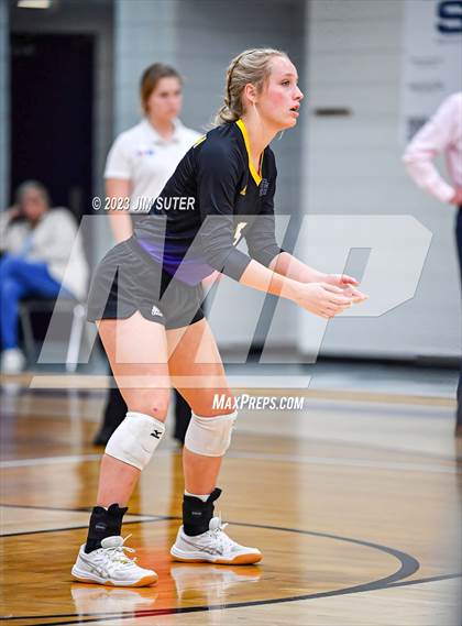 Thumbnail 2 in St. Joseph Catholic vs Covenant Christian photogallery.