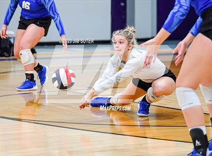 Thumbnail 1 in St. Joseph Catholic vs Covenant Christian photogallery.