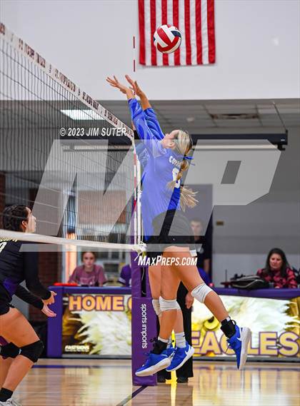 Thumbnail 1 in St. Joseph Catholic vs Covenant Christian photogallery.
