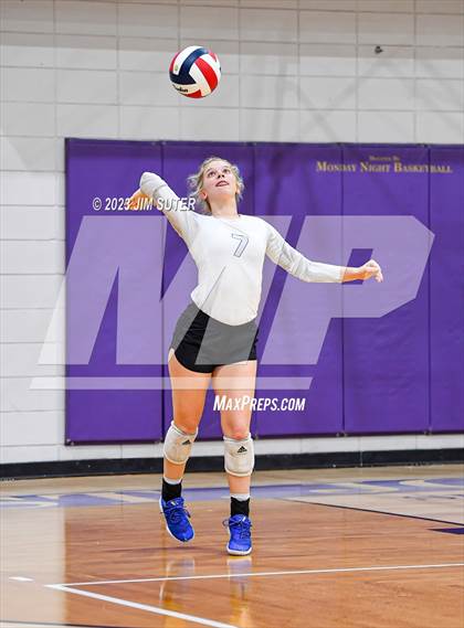 Thumbnail 2 in St. Joseph Catholic vs Covenant Christian photogallery.