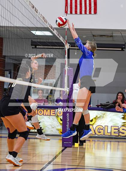 Thumbnail 2 in St. Joseph Catholic vs Covenant Christian photogallery.