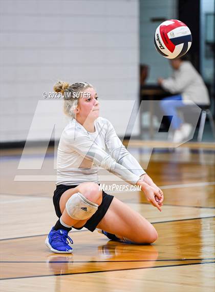 Thumbnail 1 in St. Joseph Catholic vs Covenant Christian photogallery.