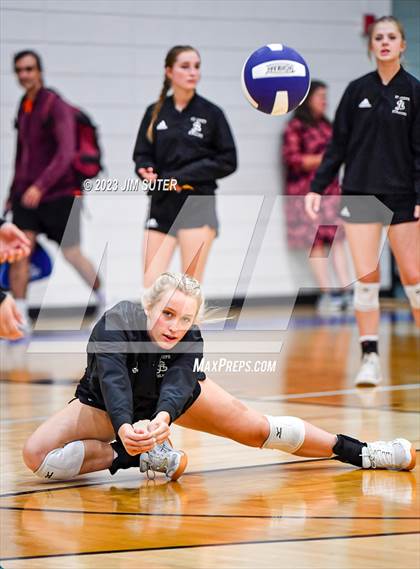 Thumbnail 3 in St. Joseph Catholic vs Covenant Christian photogallery.