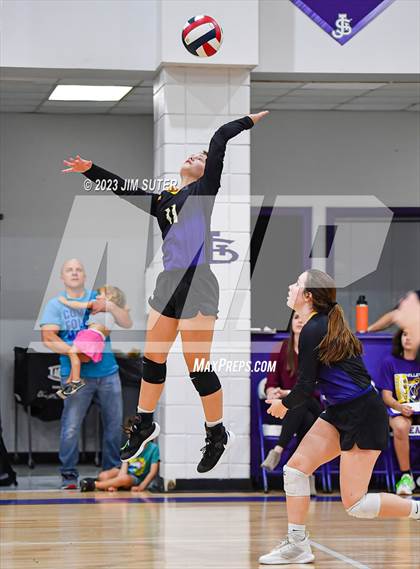 Thumbnail 3 in St. Joseph Catholic vs Covenant Christian photogallery.