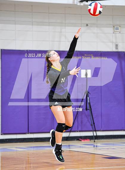Thumbnail 2 in St. Joseph Catholic vs Covenant Christian photogallery.