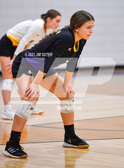 Thumbnail 3 in St. Joseph Catholic vs Covenant Christian photogallery.