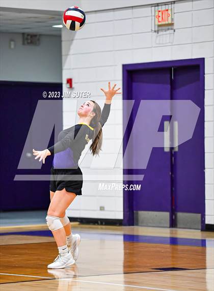 Thumbnail 3 in St. Joseph Catholic vs Covenant Christian photogallery.
