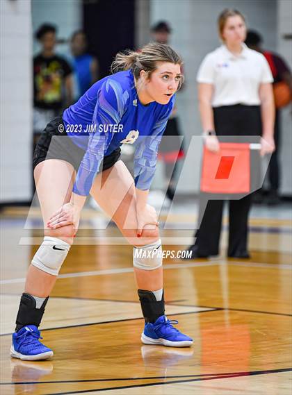 Thumbnail 3 in St. Joseph Catholic vs Covenant Christian photogallery.