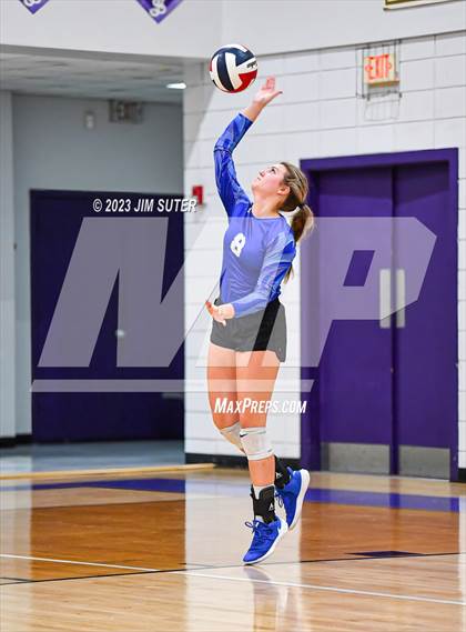 Thumbnail 3 in St. Joseph Catholic vs Covenant Christian photogallery.
