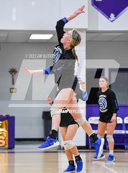 Thumbnail 2 in St. Joseph Catholic vs Covenant Christian photogallery.