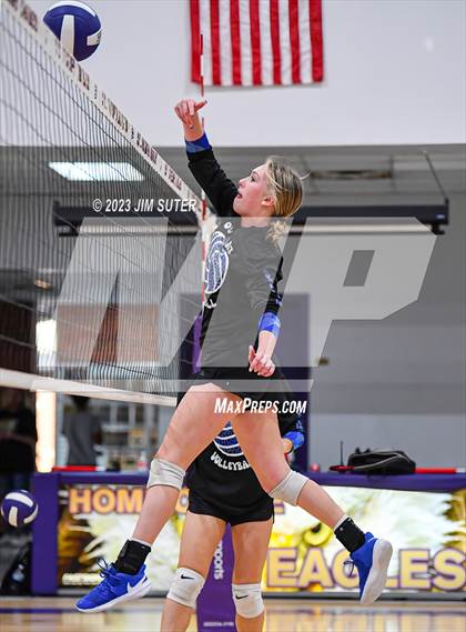 Thumbnail 1 in St. Joseph Catholic vs Covenant Christian photogallery.